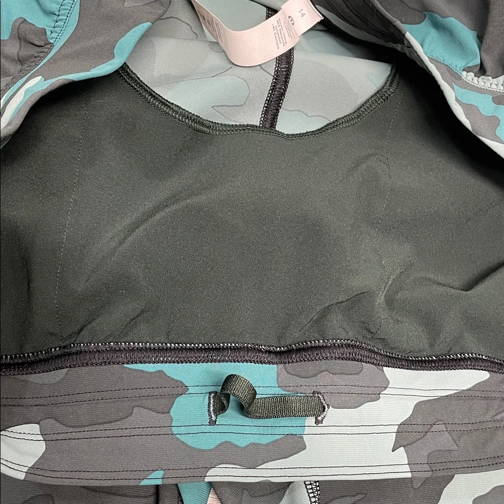 NWOT Lululemon Adapted High Rise Cropped Jogger Heritage 365 Camo Tidewater Teal
